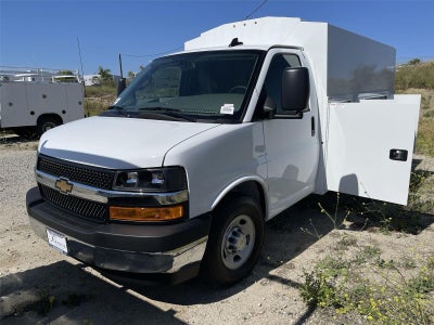 2026 Chevrolet Express Cutaway 3500 1WT