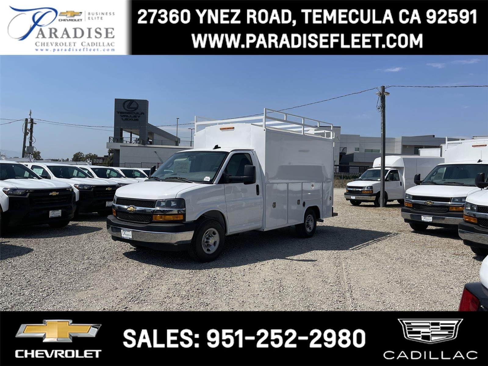 2025 Chevrolet Express Cutaway 3500 1WT
