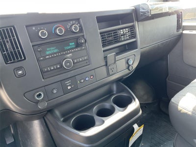 2025 Chevrolet Express Cutaway 3500 1WT
