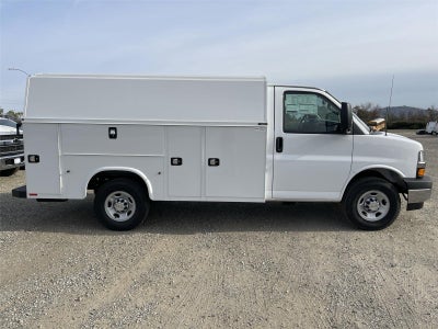 2026 Chevrolet Express Cutaway 3500 1WT