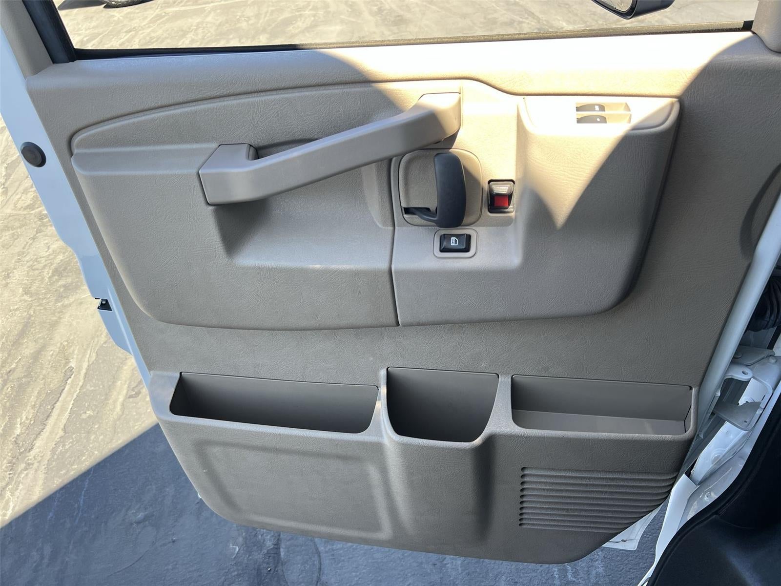 2024 Chevrolet Express Cutaway 3500 Work Van