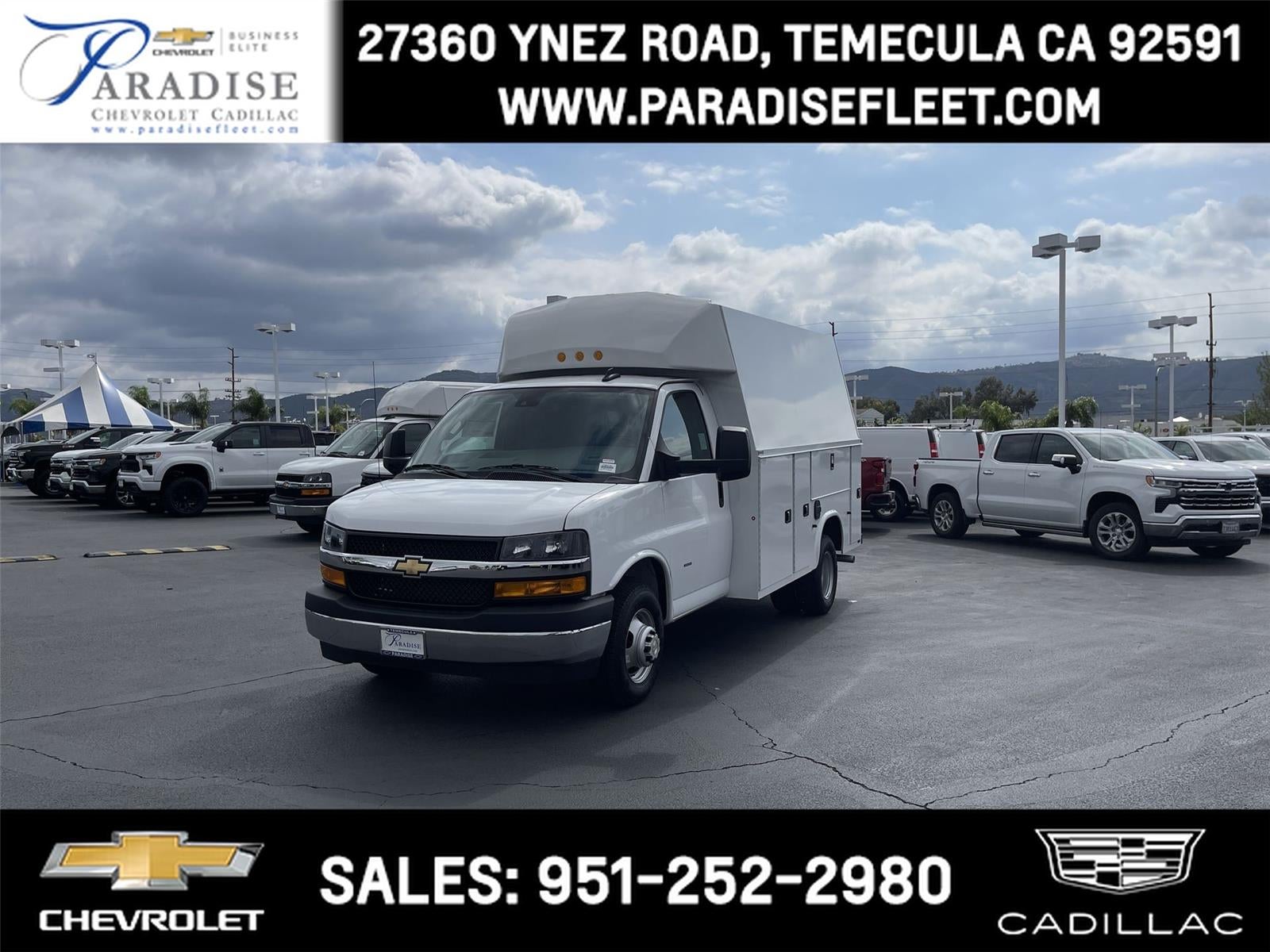 2025 Chevrolet Express Cutaway 3500 1WT