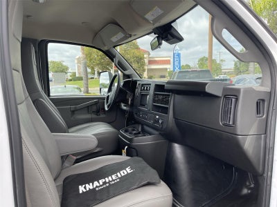 2025 Chevrolet Express Cutaway 3500 1WT