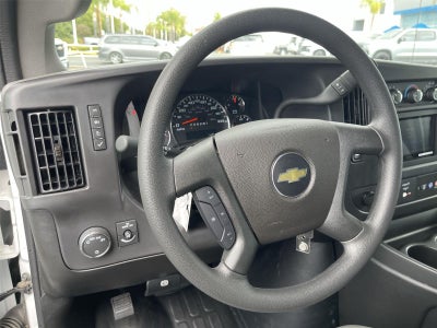 2025 Chevrolet Express Cutaway 3500 1WT