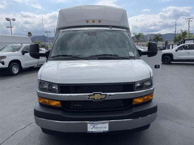 2025 Chevrolet Express Cutaway 3500 1WT