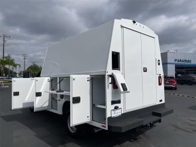 2025 Chevrolet Express Cutaway 3500 1WT