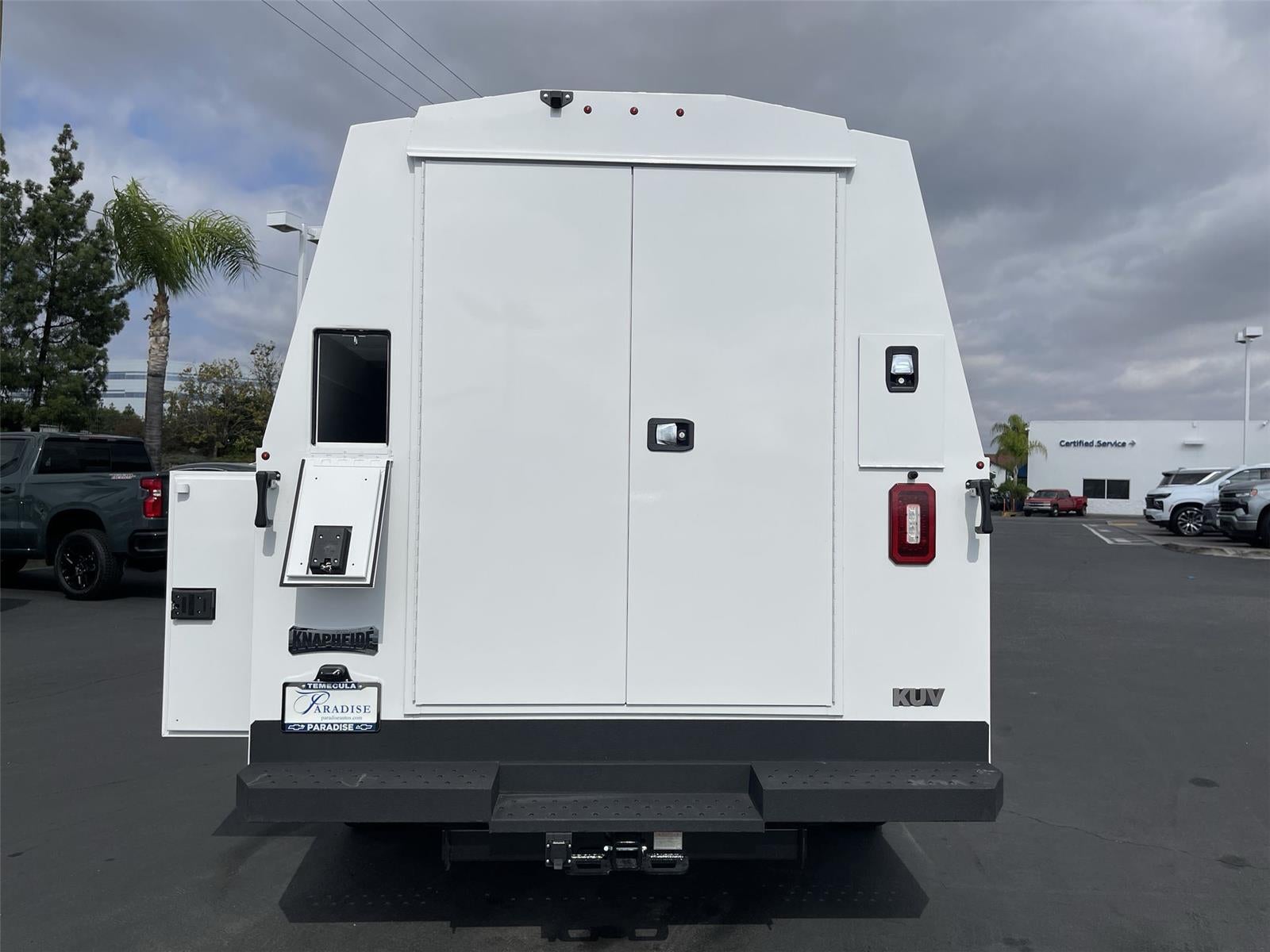 2025 Chevrolet Express Cutaway 3500 1WT