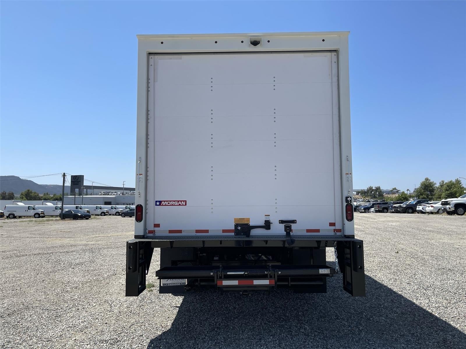2025 Chevrolet Express Cutaway 3500 1WT