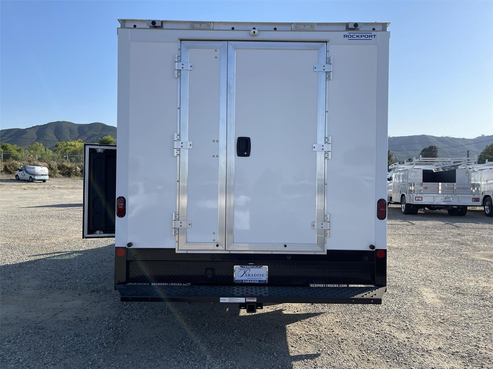 2026 Chevrolet Express Cutaway 4500 2WT
