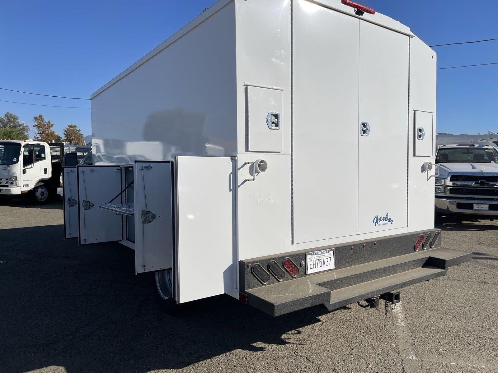 2024 Chevrolet Express Cutaway 4500 2WT