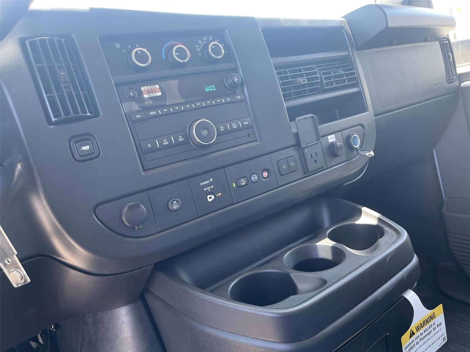 2026 Chevrolet Express Cutaway 4500 2WT