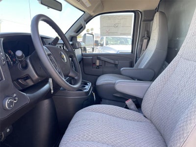 2026 Chevrolet Express Cutaway 4500 2WT