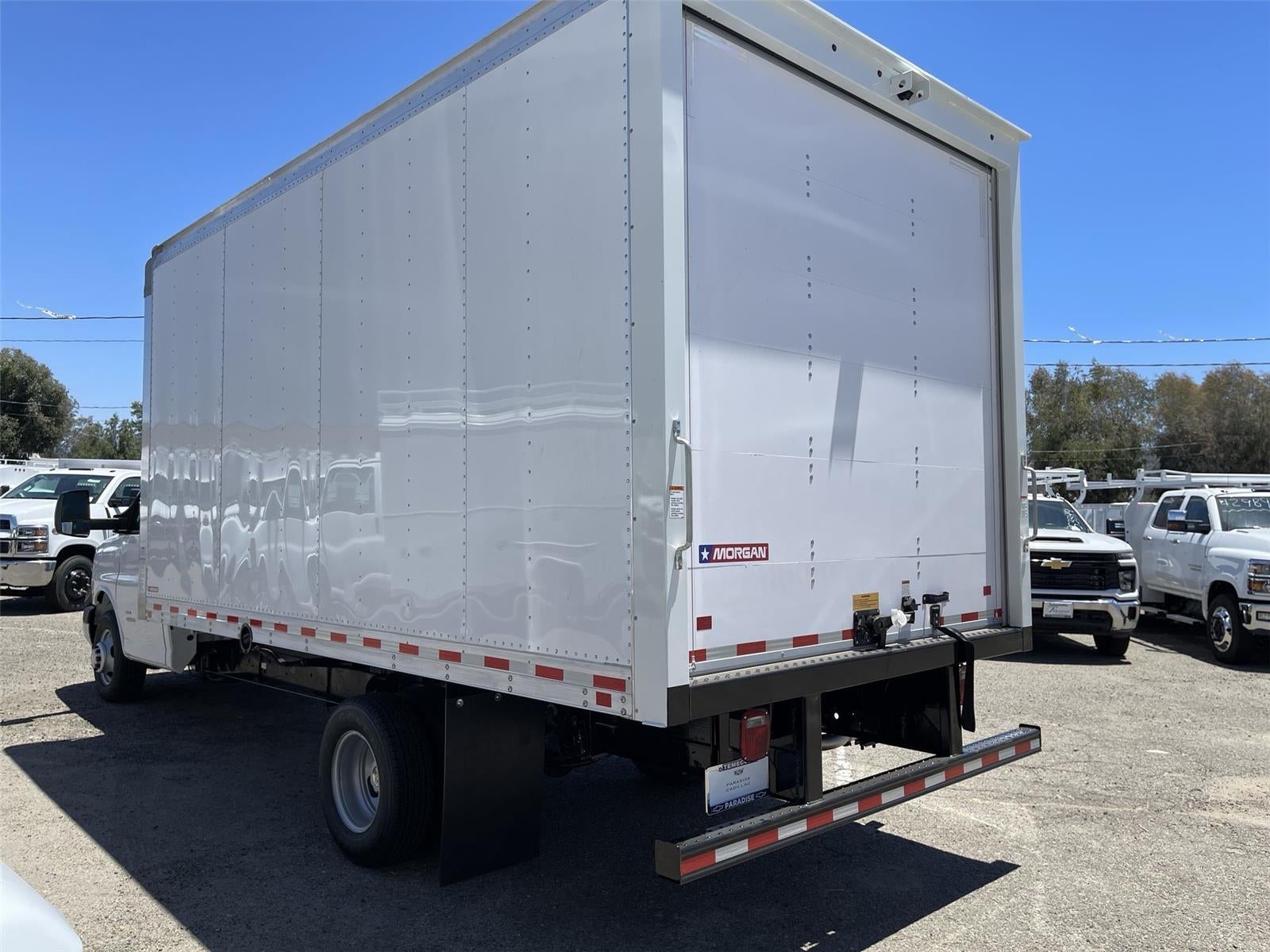 2026 Chevrolet Express Cutaway 4500 2WT