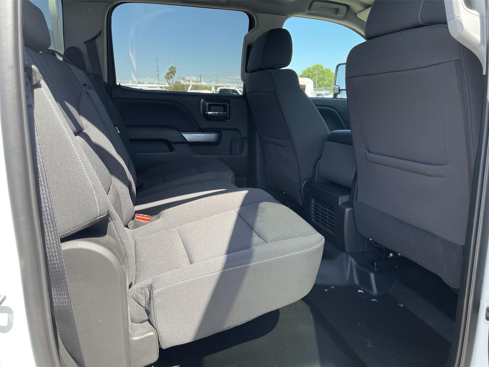 2026 Chevrolet Silverado 5500 HD LT