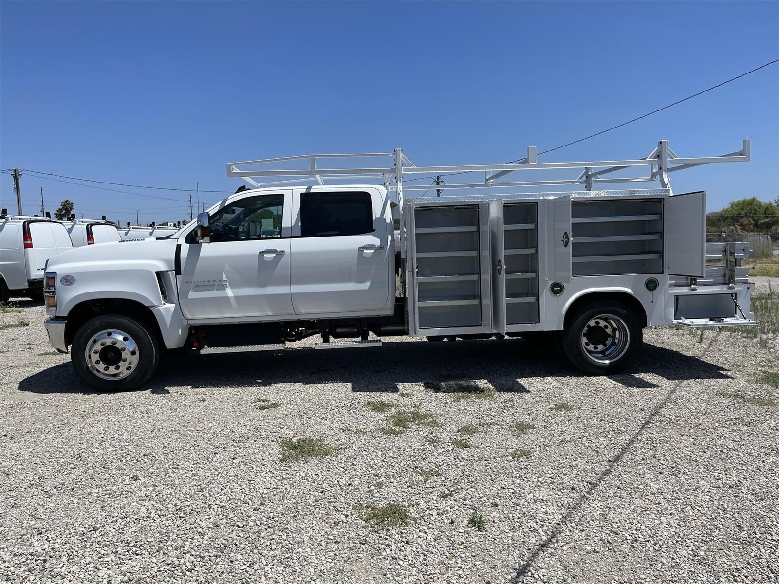 2026 Chevrolet Silverado 5500 HD LT