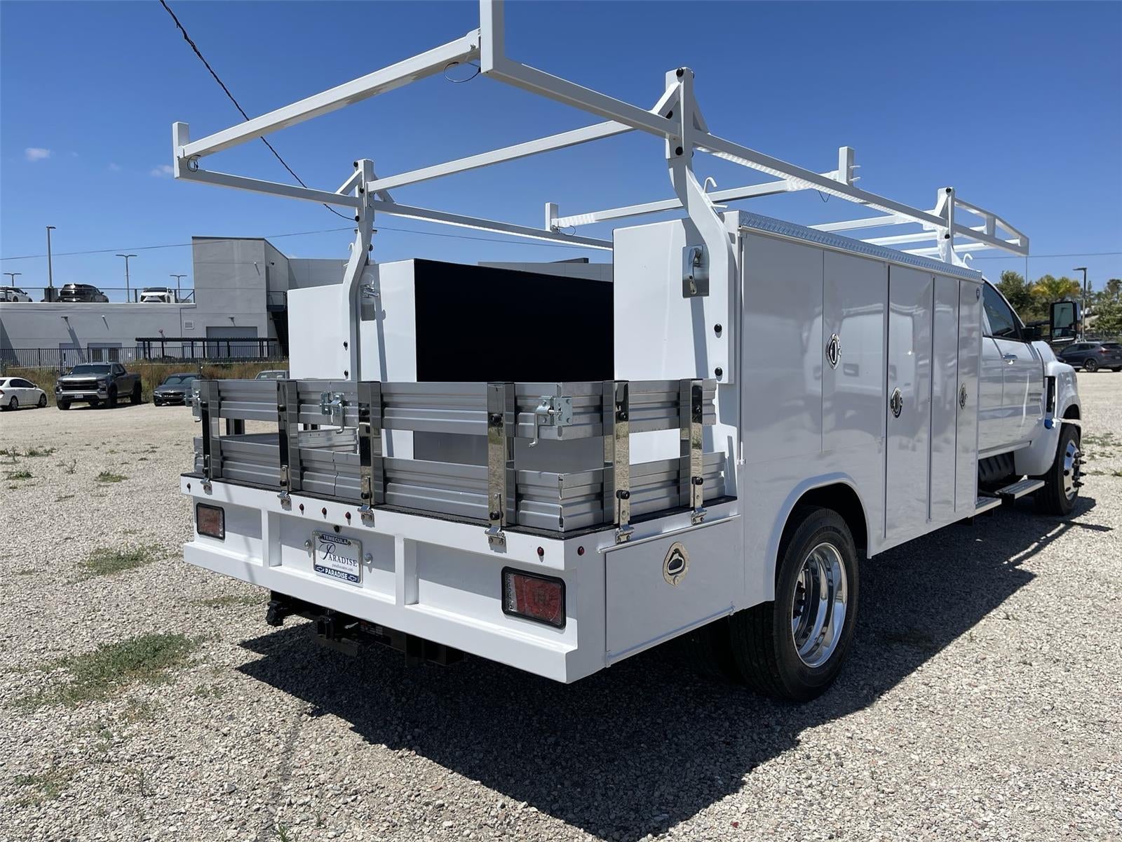 2026 Chevrolet Silverado 5500 HD LT
