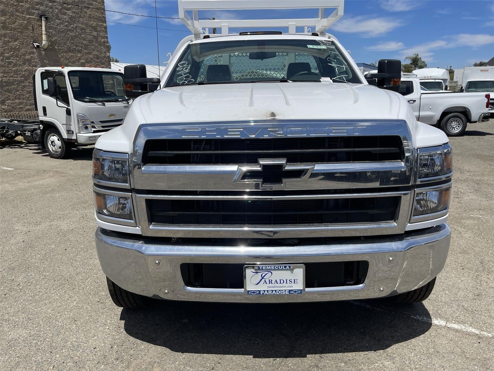 2025 Chevrolet Silverado 5500 HD Work Truck