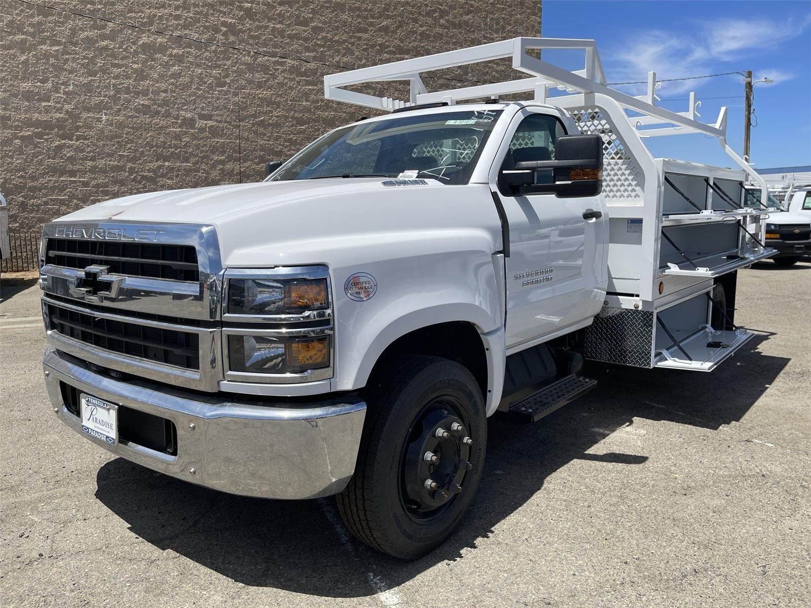 2025 Chevrolet Silverado 5500 HD Work Truck