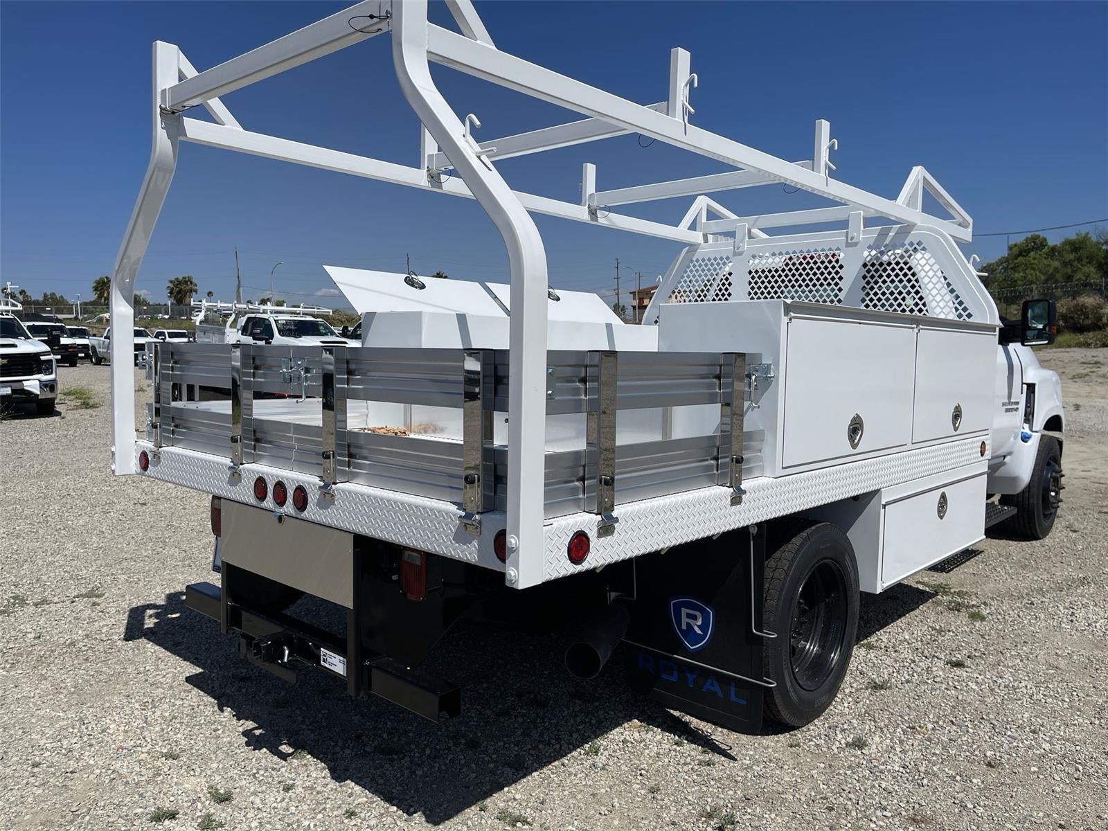 2025 Chevrolet Silverado 5500 HD Work Truck