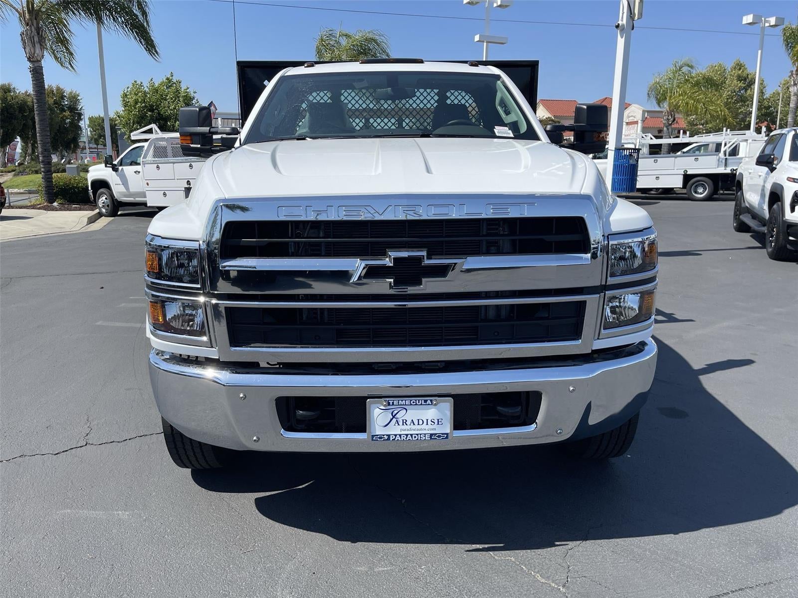 2025 Chevrolet Silverado 5500 HD Work Truck
