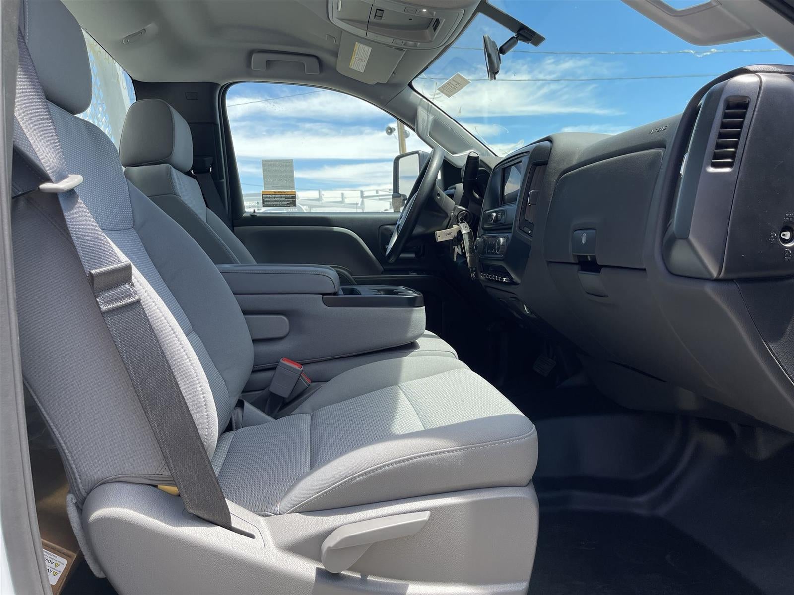 2025 Chevrolet Silverado 5500 HD Work Truck