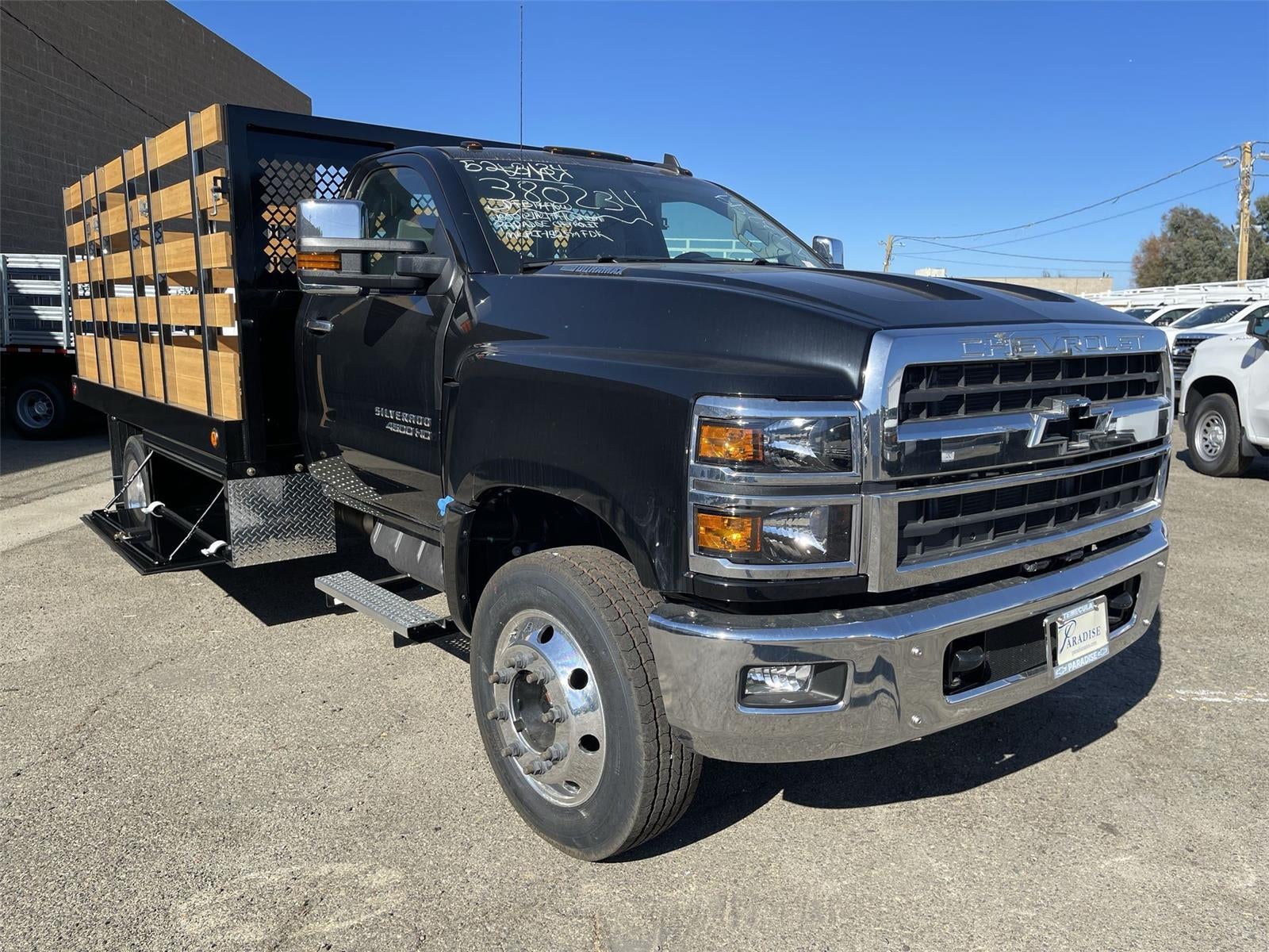 2025 Chevrolet Silverado 4500 HD LT