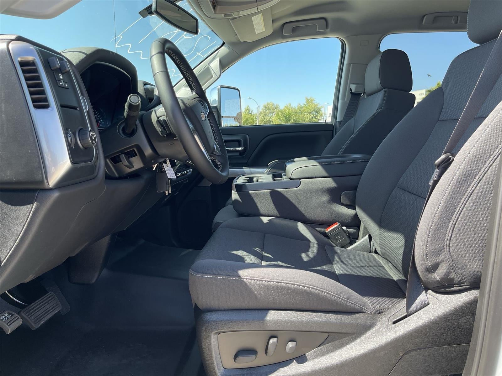 2026 Chevrolet Silverado 5500 HD LT