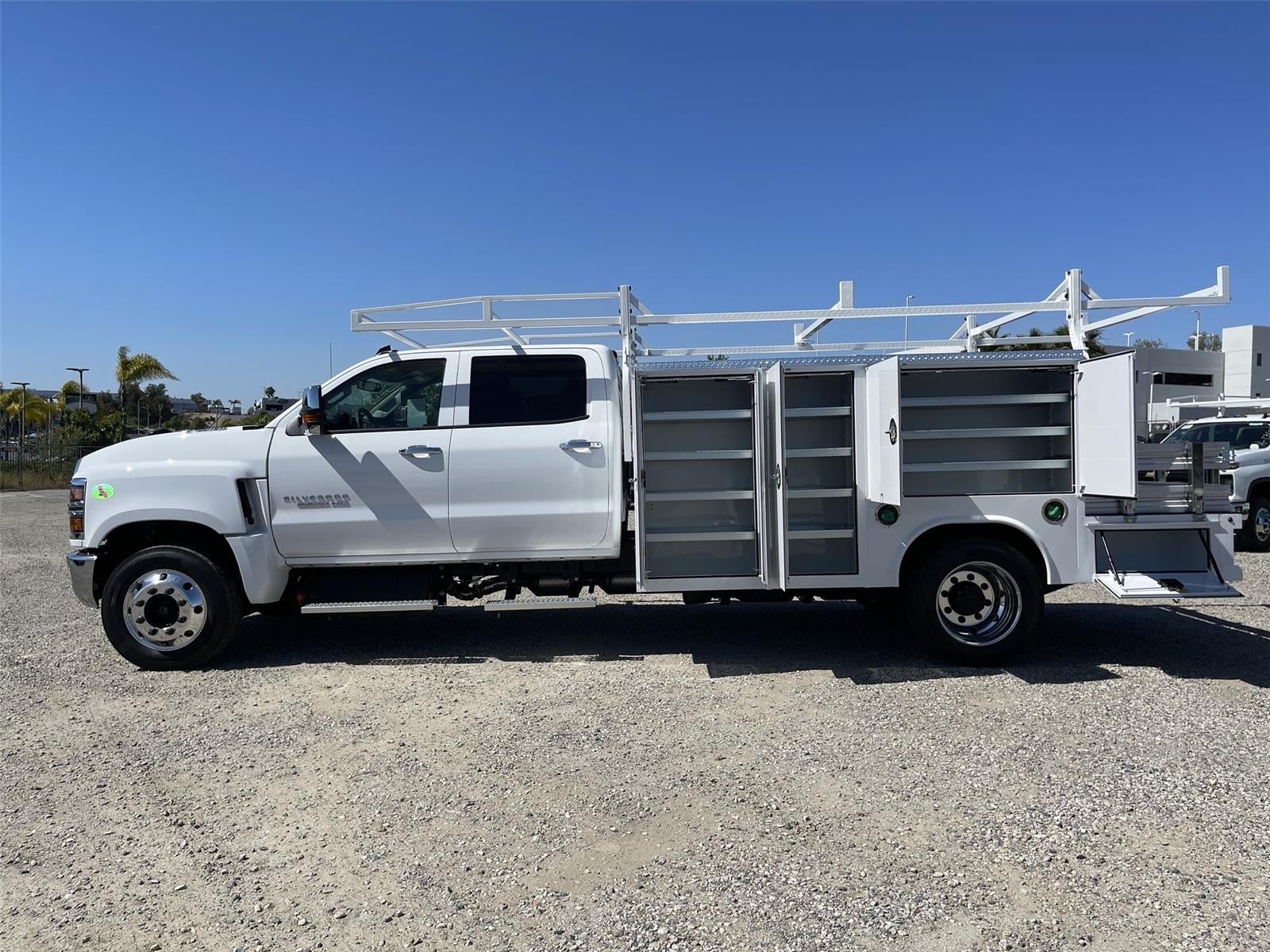2026 Chevrolet Silverado 5500 HD LT