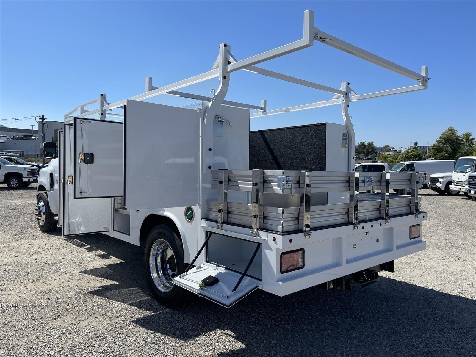 2026 Chevrolet Silverado 5500 HD LT