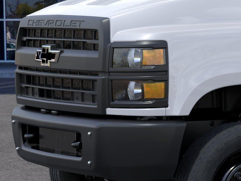 2026 Chevrolet Silverado 6500 HD Work Truck