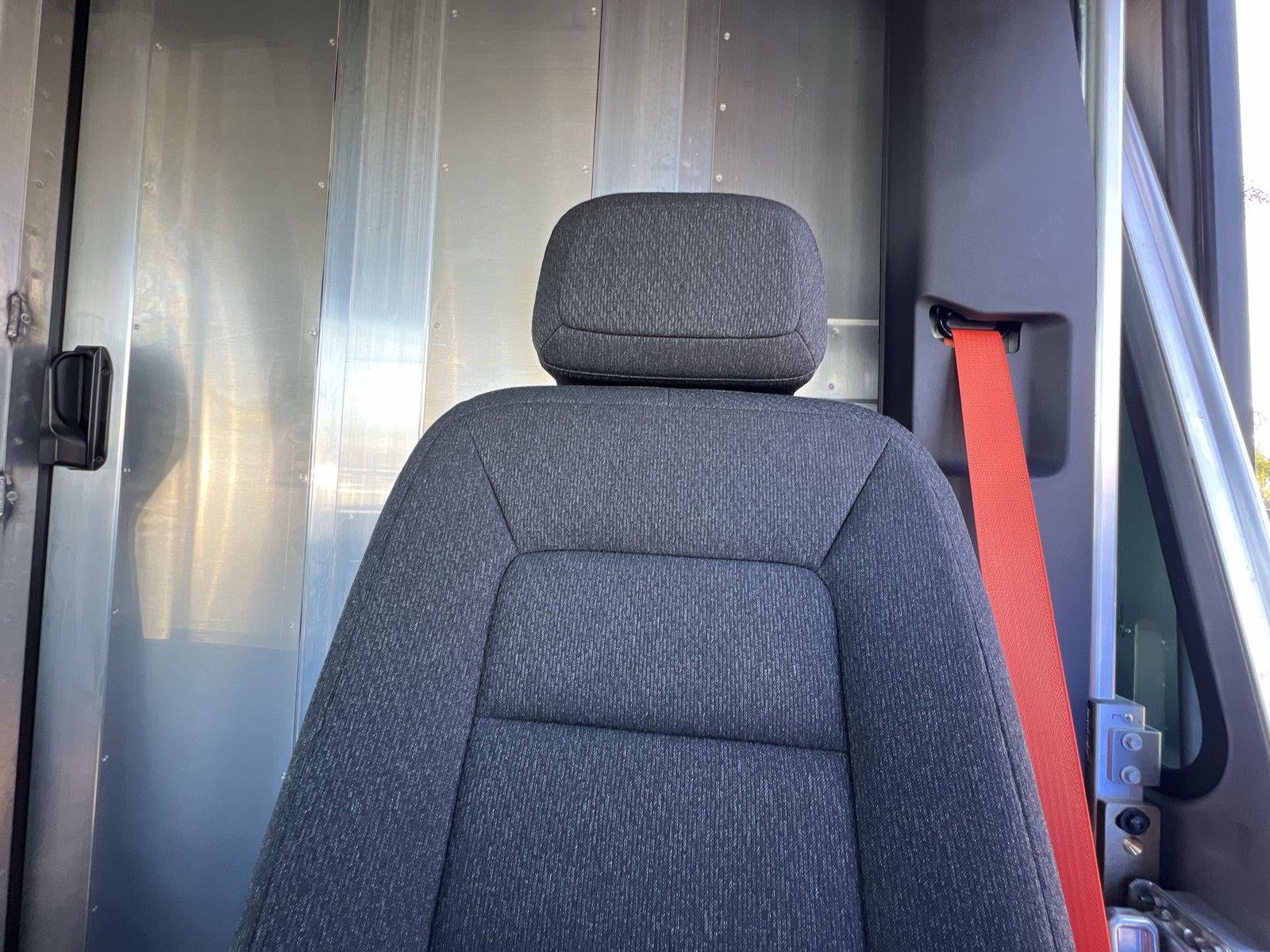 2025 Chevrolet BrightDrop 400 FWD 400