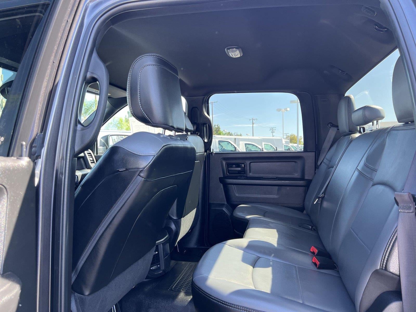2022 RAM 2500 Tradesman Crew Cab 4x4 6'4" Box