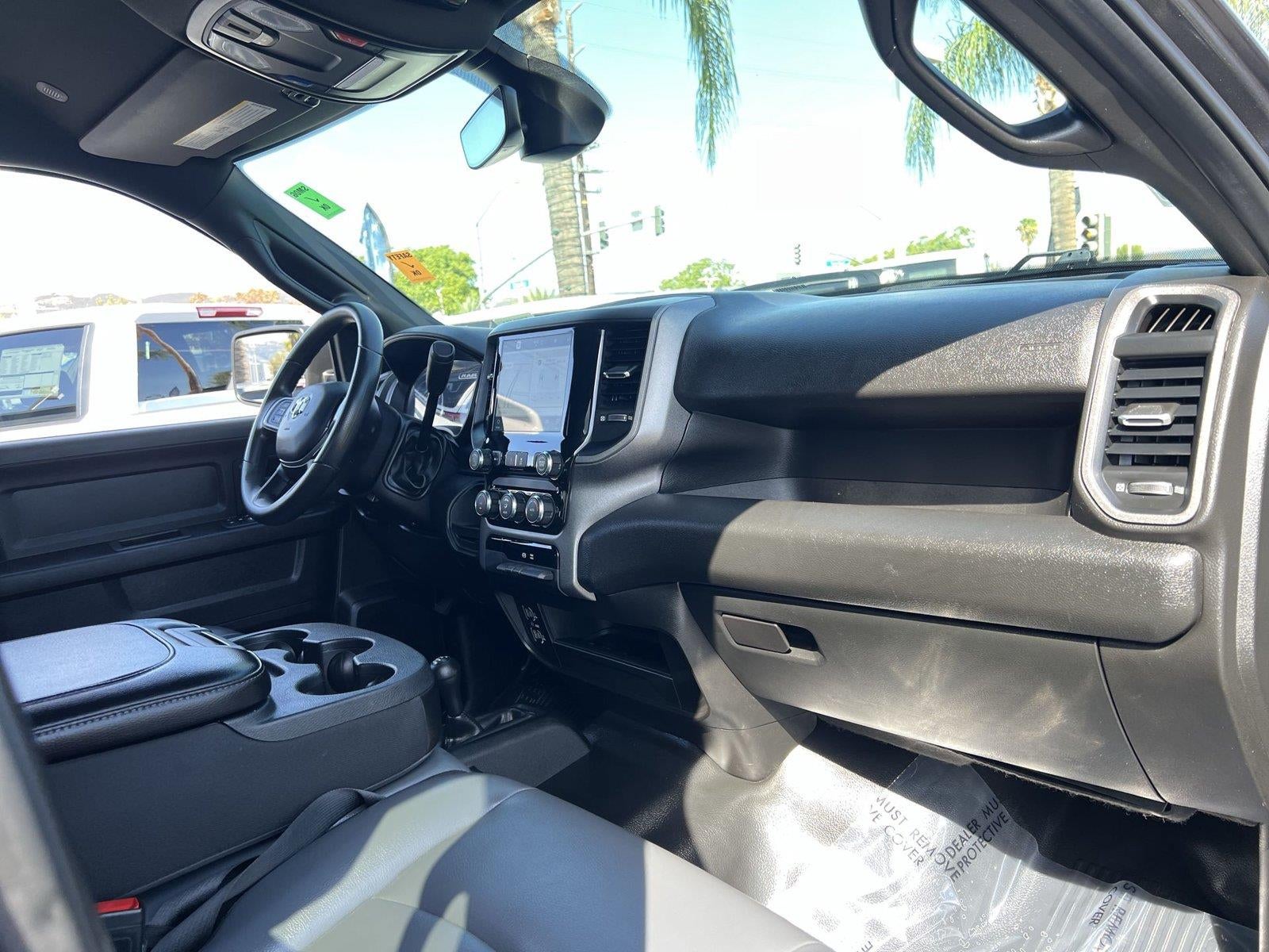 2022 RAM 2500 Tradesman Crew Cab 4x4 6'4" Box