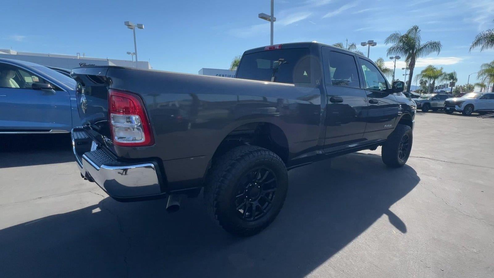 2022 RAM 2500 Tradesman Crew Cab 4x4 6'4" Box