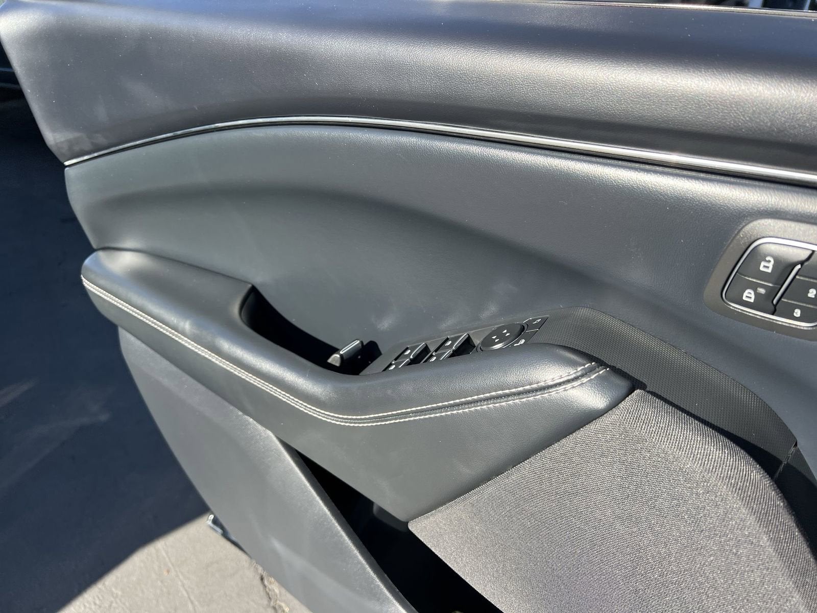 2021 Ford Mustang Mach-E Select