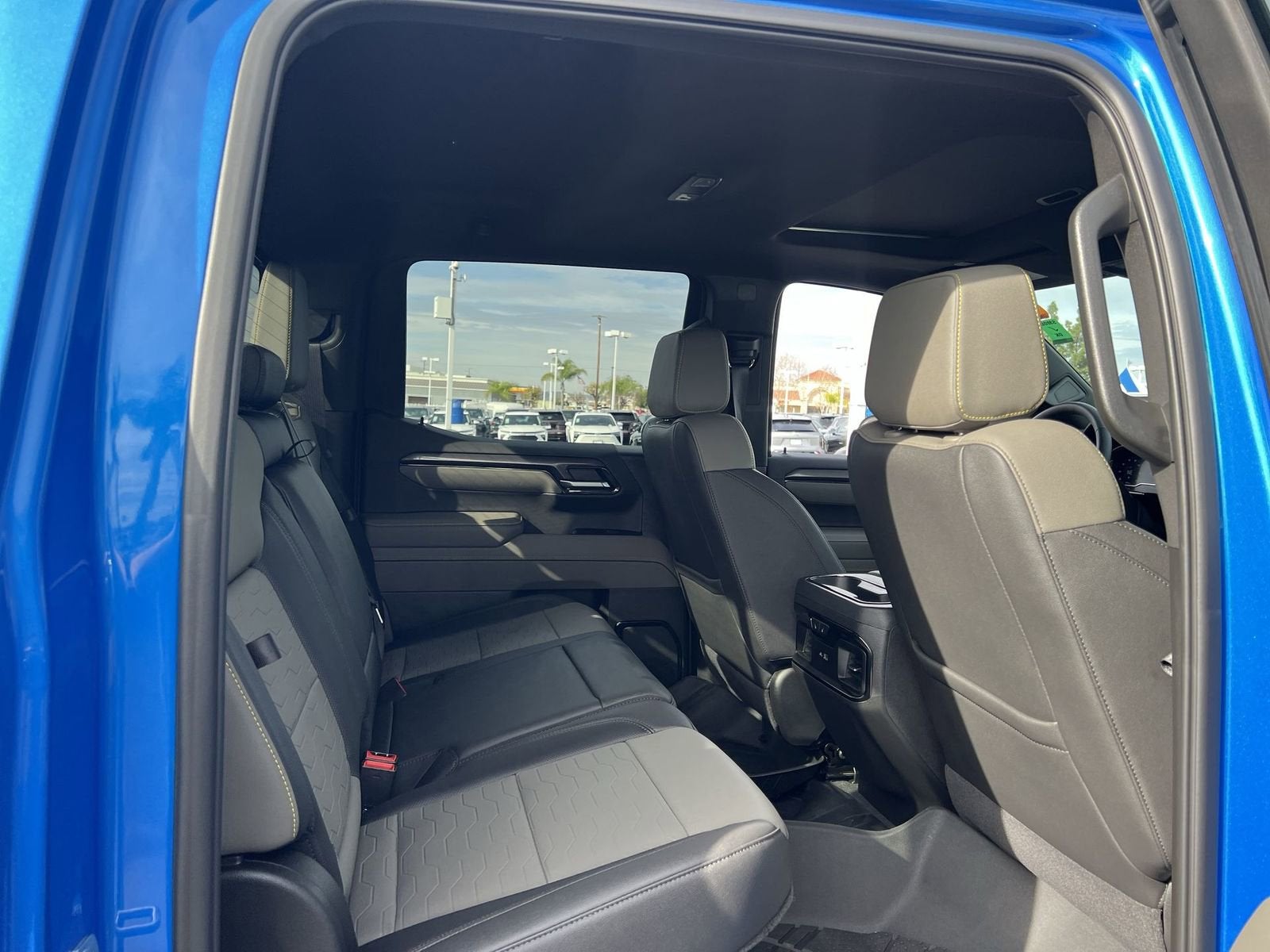 2025 Chevrolet Silverado 1500 ZR2