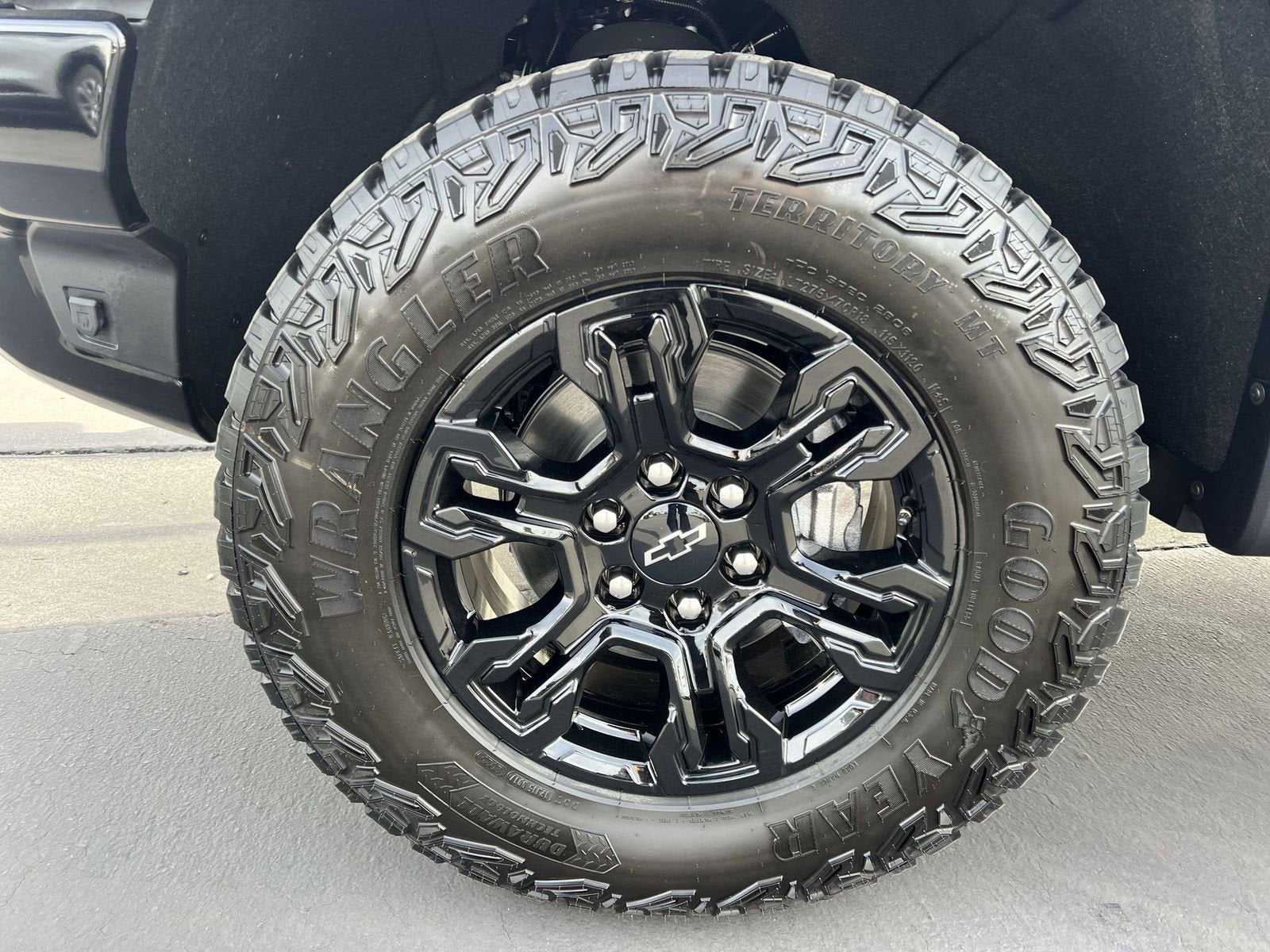 2025 Chevrolet Silverado 1500 ZR2