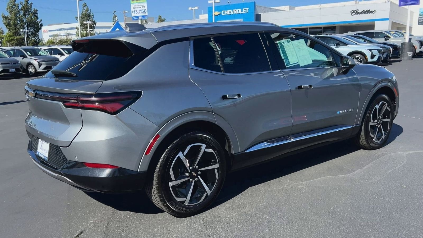 2025 Chevrolet Equinox EV LT