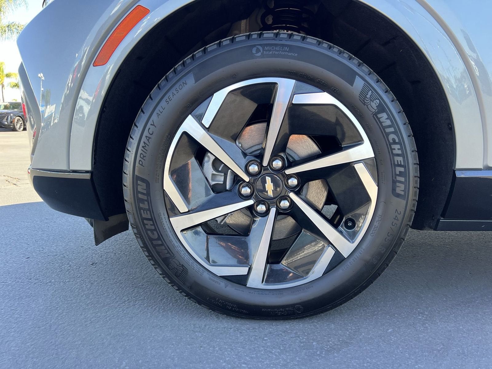 2025 Chevrolet Equinox EV LT