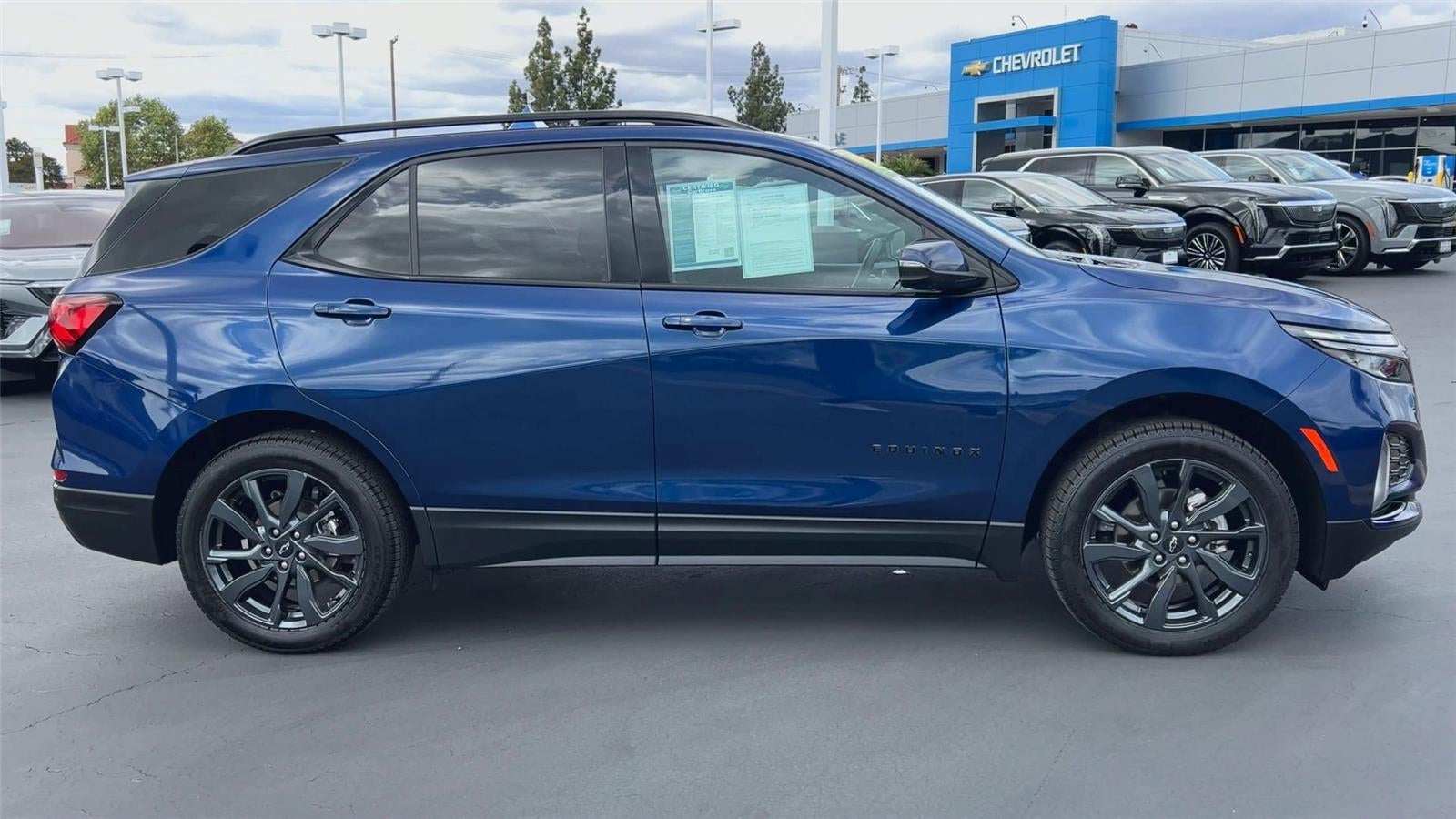 2023 Chevrolet Equinox RS