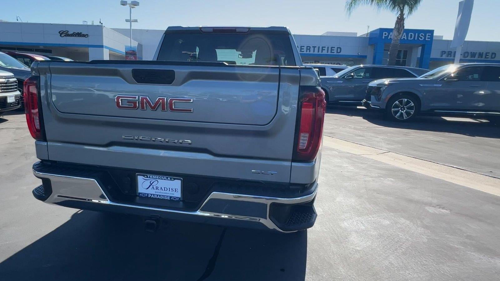 2025 GMC Sierra 1500 SLT