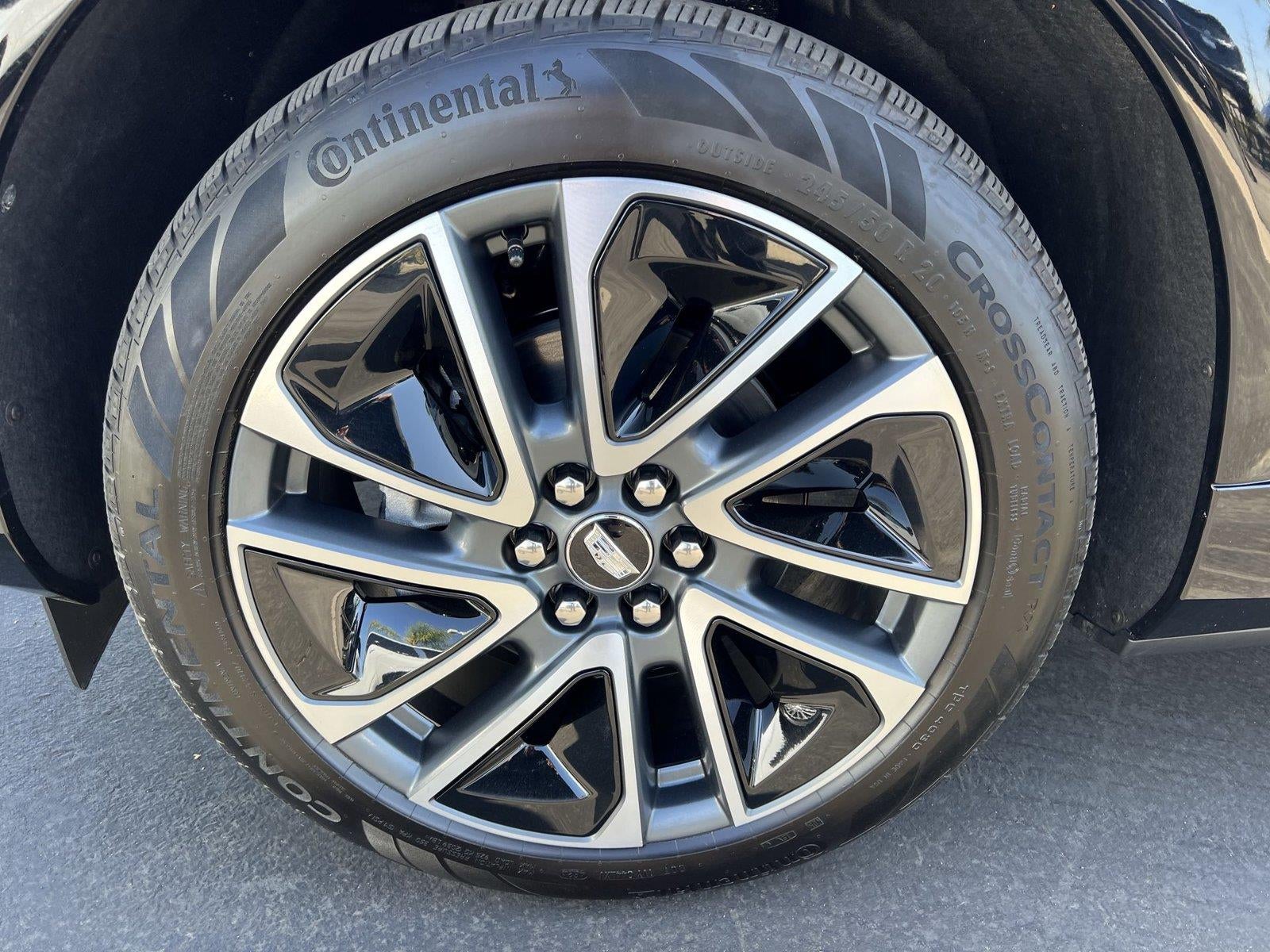 2025 Cadillac OPTIQ Sport 2
