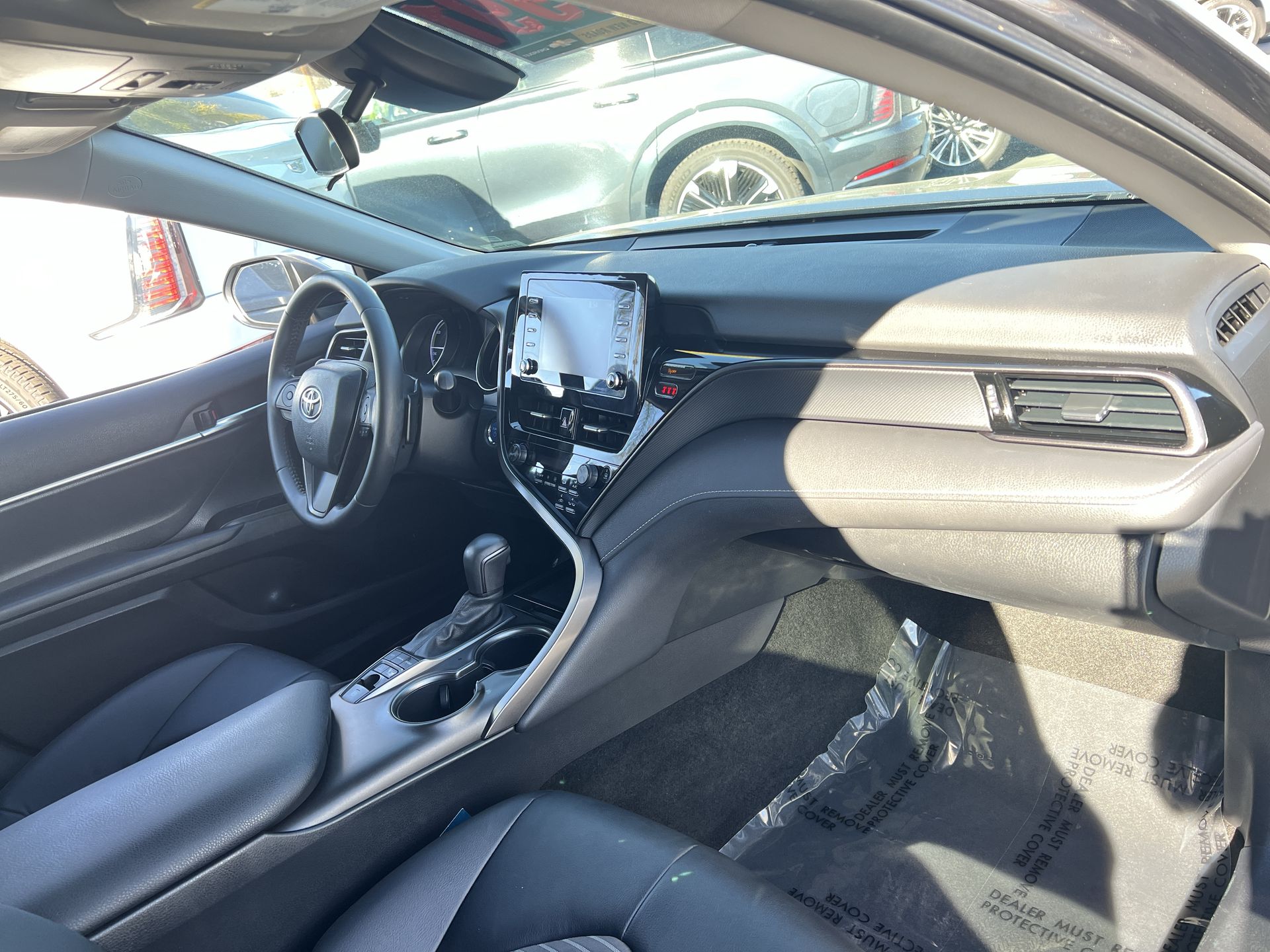 2021 Toyota Camry SE Hybrid