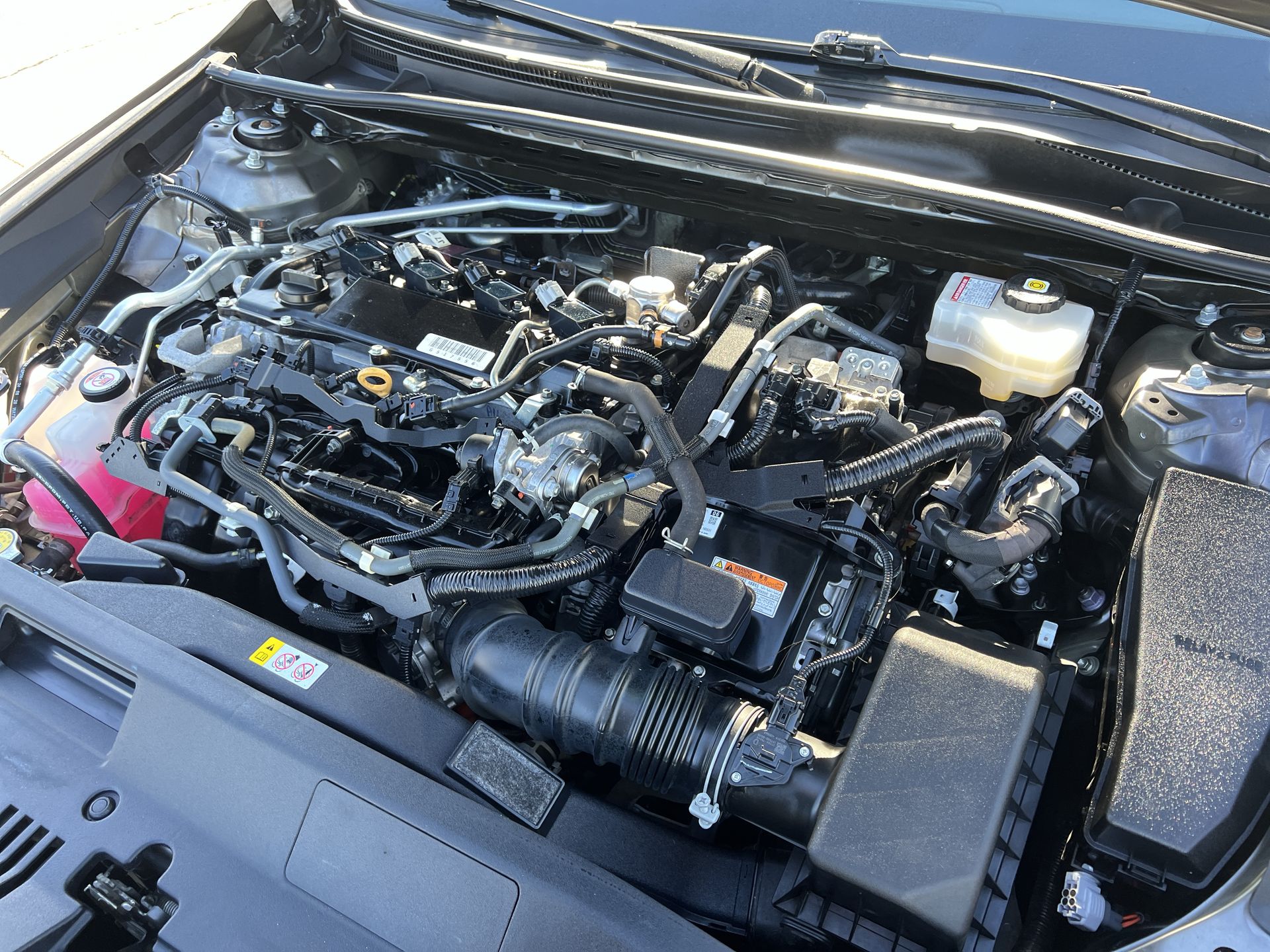 2021 Toyota Camry SE Hybrid