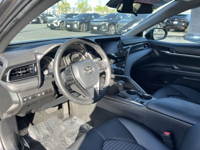2021 Toyota Camry SE Hybrid