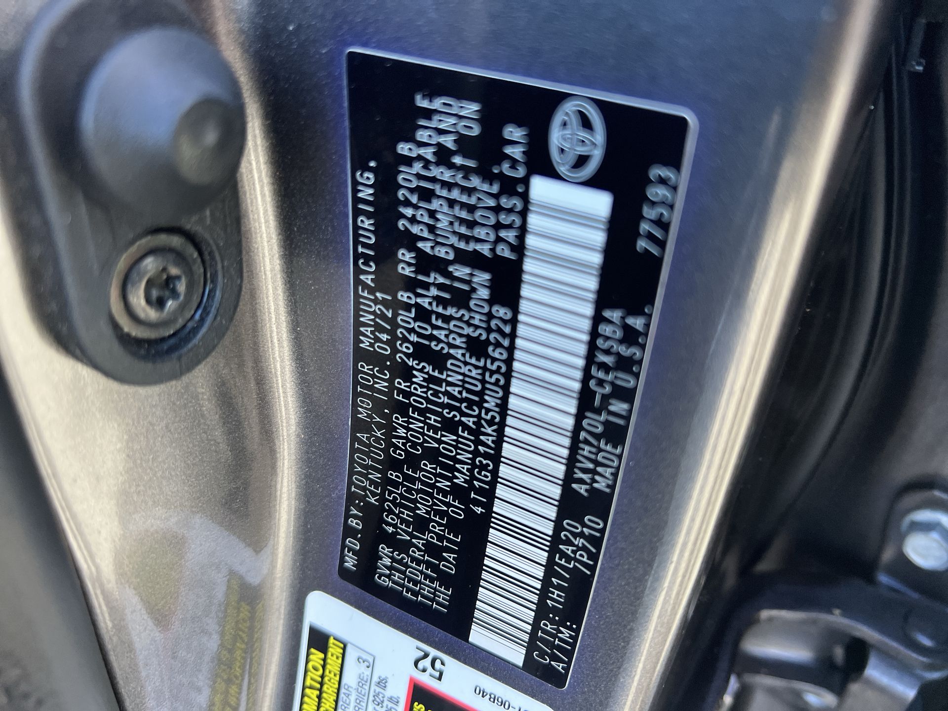 2021 Toyota Camry SE Hybrid