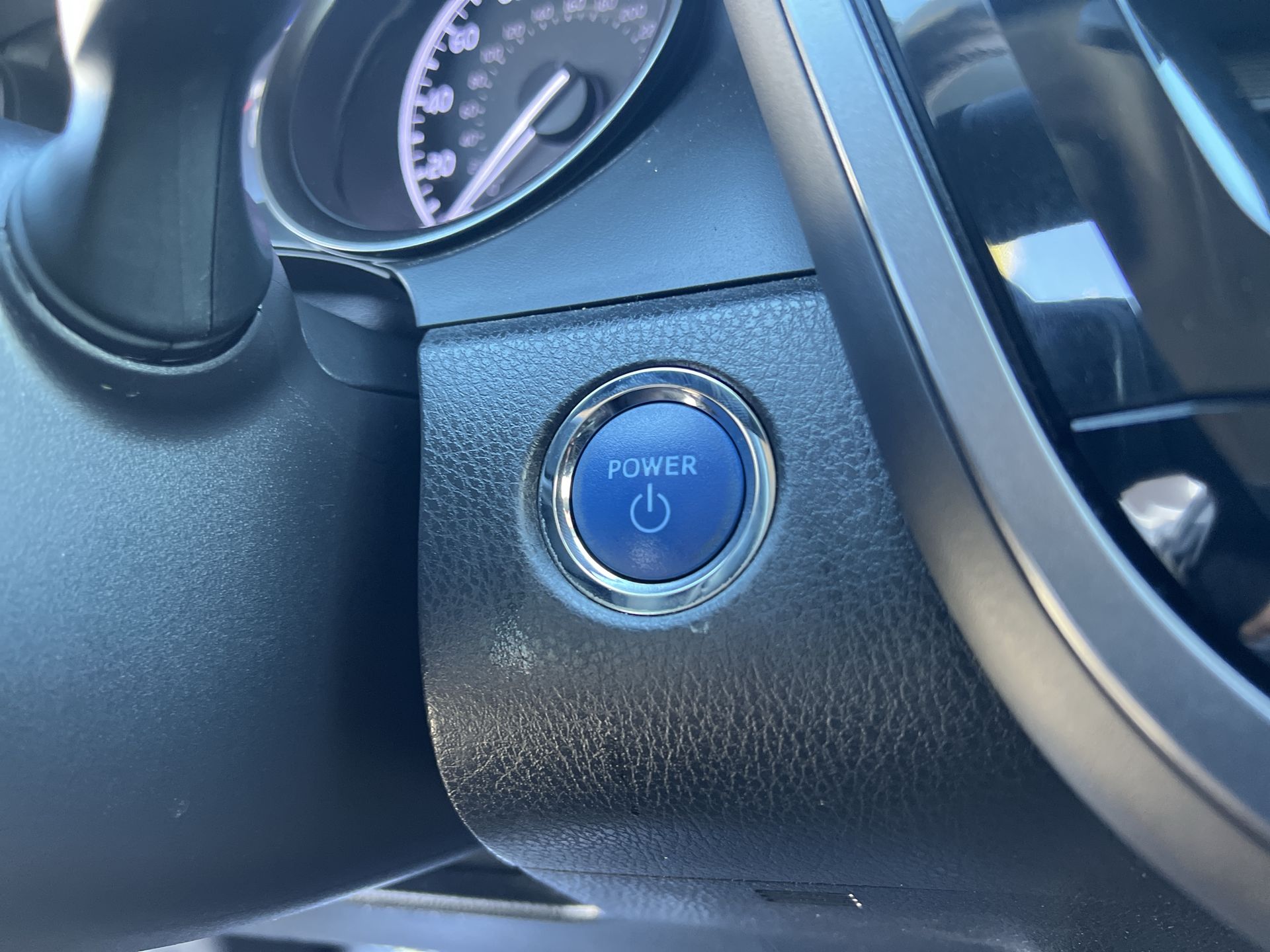 2021 Toyota Camry SE Hybrid