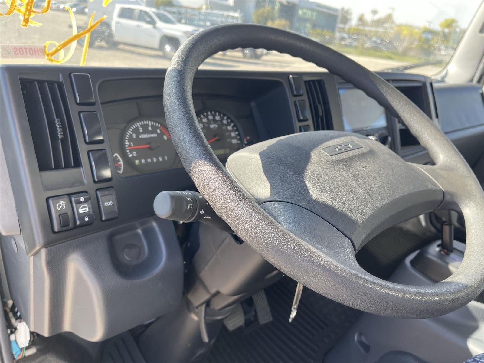 2025 Chevrolet Low Cab Forward 4500 HG 1WT