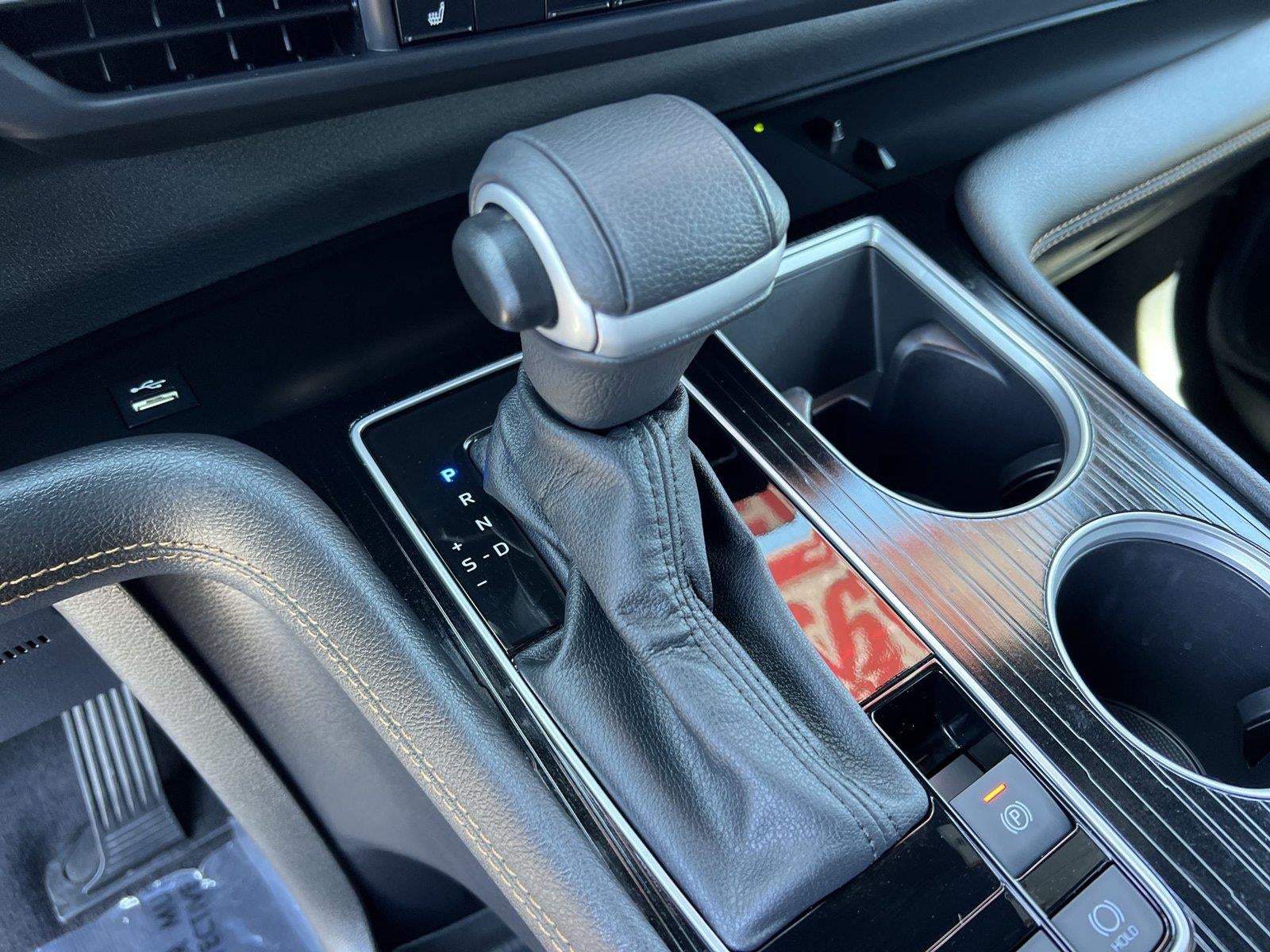 2025 Toyota Sienna XSE