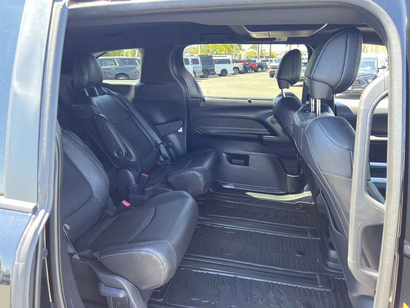 2025 Toyota Sienna XSE